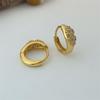 Exquisitos aretes de hebilla para la oreja con pequeños diamantes incrustados, elegantes de lujo ligero, de plata esterlina s925, aretes de moda para dormir, anillo para la oreja femenino transfronterizo