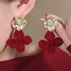 Brincos de Pérola Flocada com Laço Novo em Prata 925 Estilo Hong Kong Luxo Acessível Design Geométrico Elegante Brincos com Estampa de Leopardo para Mulheres