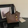 Bolso de axila de color liso y gran capacidad, nueva colección otoño 2026, bolso tote moderno y casual, bolso de hombro simple