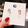 Aguja de plata 925 Puerta Este de Corea del Sur aretes perla forma de C estilo fragante pequeño aretes de moda cortos para mujer outlet de fábrica