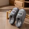 Pantuflas de algodón esponjosas para mujer, nuevos estilos otoño/invierno, aptas para parejas, uso en interiores, antideslizantes, para invitados y cálidas. También disponible en estilos para hombre