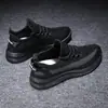 Zapatos deportivos de comercio exterior al por mayor, nuevo modelo verano 2026, transpirables, resistentes al olor, antideslizantes, modernos, versátiles, zapatos casuales para hombre, zapatos de tela