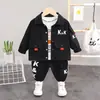 Letra Kk Roupas de Trabalho para Bebê Outono Nova Moda Estilosa Moda Infantil Jaqueta Tendência Ins Calça Longa Manga Longa Atacado