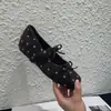Zapatos de ballet de lunares estilo coreano para mujer 2026, Zapatos planos con tira de lazo estilo francés, Zapatos poco profundos de satén con borde rizado