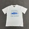 Venta a largo plazo de la serie Corteiz Devil Island, con un estampado de logo de letras en una camiseta de cuello redondo y manga corta, un estilo de algodón ajustado para ventas transfronterizas