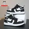 Bobodou Calçados Infantis Tênis Esportivo Infantil Primavera e Outono Nova Superfície de Couro Impermeável Sapatos de Prancha Calçados Infantis Crianças Médias e Grandes Fabricante Atacado