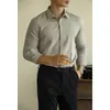 Camisa de Vestir de Manga Larga para Hombre con Jacquard de Espiga de Alto Recuento y Alta Densidad, Sin Planchar, Bordada, Primavera 2025, Ligera y Madura