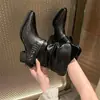 Nuevas botas de cowboy de moda western vintage de otoño, botas negras con hebilla de patrón de cocodrilo, botas de tacón grueso sin cordones para mujer tipo biker