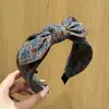 Acessório de Cabelo Retro Estilo Coreano com Aba Larga e Laço para Mulheres Topo Alto Crânio Prensando Cabelo Xadrez Acessórios de Cabelo Novo Outono/Inverno Acessórios de Cabelo Transfronteiriços Atacado