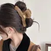 Presilha de Garra Versátil de Pelúcia com Toque de Luxo, Grampo de Cabelo Feminino, Acessório de Cabelo Presilha Tubarão, Pequeno Grampo de Cabelo Fofo Estilo Chanel, Grande Acessório de Cabelo