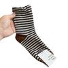 [Importado de Etna de Dongdaemun, Corea del Sur, para Mujer] Nuevo Estilo Otoño e Invierno 2025 Calcetines de Raya Fina Bloque de Color Retro hasta la Mitad de la Pantorrilla Algodón
