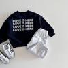 Roupas Infantis 2026 Primavera Nova Estilo Coreano para Crianças de 1 a 8 Anos Blusa de Algodão Macia com Estampa de Letra nas Costas Moletom de Gola Redonda