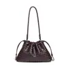 Bolsa Tejida Simple de Nicho Coreana Bolsa de Basura con Cordón Bolsa de Mujer Bolsa de Nube Plegada Bolso de Mano Estilo Lujo Ligero Bolso de Hombro