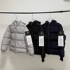 Chamarra Acolchada Gruesa de Algodón con Capucha, Parche de Brújula de Piedra Transfronteriza, Ropa de Trabajo Funcional Estilo Italiano