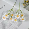 Flores de Resina Margarida Artificial para Decoração de Sala de Estar, Arranjo de Varanda Externa, Centro de Mesa, Mais Vendido Transfronteiriço