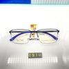 8910 gafas de media montura informales de negocios para hombre al por mayor, montura de gafas de titanio semiligera, montura de gafas de plástico de acero, súper elásticas y resistentes, con patas de gafas