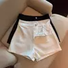 Shorts Negros de Tiro Alto Adelgazantes de Corte A Elásticos Ajustados Sin Costuras para Mujer Primavera/Verano 2026
