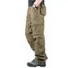 Pantalones deportivos de primavera y otoño para exteriores, modernos, con múltiples bolsillos, de algodón puro para hombre, tallas grandes, holgados, rectos e informales.