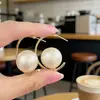 El Nuevo Mundo de Pendientes de Perlas Grandes de Mi Esposa, Pendientes para Mujer con un Diseño de Nicho, un Sentido de Sofisticación, Nuevo Estilo 2025, Pendientes de Moda