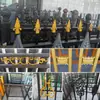 Cercado moderno de acero galvanizado escalonado, resistente a la intemperie y a la corrosión, hecho a medida para áreas residenciales, parques industriales y proyectos de protección de muros municipales