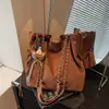 Bolso de Felpa Retro Relajado para Mujer 2026 Nuevo Bolso de Hombro Cruzado Versátil para el Trabajo Bolso Tote de Gran Capacidad