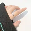 Anillo de plata esterlina de moda retro de pez pequeño para hombre y mujer, personalidad moderna, estilo Hong Kong, anillo para el dedo índice, anillo de pareja, personalidad, anillo de pareja para novias