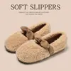 Zapatillas de Algodón Mary Jane para Mujer 2026 Nuevo Otoño/Invierno Talón Cerrado para Interiores Calientes Forradas de Terciopelo Antideslizantes Zapatos Peludos Postparto