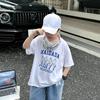 Camiseta de algodón de manga corta para niño, estilo nuevo de verano 2025, ropa para niños de tallas medianas y grandes, top de calle elegante y a la moda para niños, ropa de verano.