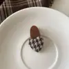 Pinza para el Pelo con Botón de Amor Pied de Poule Pinza para el Flequillo de Niña Pinza de Pico de Pato con Flockado para Cabello Suelto Pinza de Amasar de Terciopelo Pinza marrón