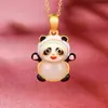 Colgante de panda de piedra natural popular de moda chino S925 plata de ley lindo animal pequeño colgante de oso de epoxi