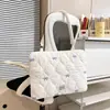 Bolso de mano bordado estilo coreano 2026 para almacenamiento de laptop y tableta, bolso de hombro de alta gama de moda