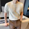 2026 Verão Estilo Old Money Masculino Jacquard de Diamante Gola Henley Camiseta de Malha de Manga Curta Polo Masculina Texturizada Tendência