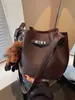 2025 Nuevo Bolso de Hombro de Otoño Bolso Retro Gran Capacidad Versátil Bolso de Hombro Cruzado Bolso Cubo Simple de Moda