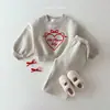Conjunto de Moletom com Capuz Longo Bordado de Coração Laço Estilo Coreano Emagrecedor Solto para Mulheres Primavera e Outono Doce Fofo Conjunto de Duas Peças