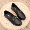 Zapatos de Mamá con Pala de Piel Suave, Suela Plana Cómoda, Mocasines Slip-On para Mujeres de Mediana Edad y Mayores