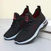 Zapatos para Mujer 2026 Nuevo Modelo Zapatos para Mujer Transfronterizos Tejido Volador Transpirables Estilo Pareja Zapatos Casuales Suela Suave Ligeros Transpirables Zapatos Deportivos