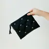 Bolsa de Maquiagem com Laço Bordado Acolchoada, Porta-Moedas Portátil, Bolsa para Papelaria, Estojo de Lápis Multifuncional de Grande Capacidade