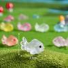 Ornamentos de Resina de Animais Pequenos Mistos Luminosos Transfronteiriços DIY Acessórios Decorativos Artesanato de Urso Sentado Pingentes Atacado