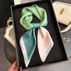 Bufanda de Seda de Moda Estilo Coreano con Estampado Ins, Chal de Alta Gama, Bufanda para el Cuello con Protección Solar, Pañuelo Cuadrado Pequeño, Pañuelo para la Cabeza, Bufanda para Mujer