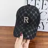 Nueva Gorra de Béisbol con Visera de Pato Bordada con Letras Estilo Coreano para Hombres, Gorra de Béisbol Versátil de Moda para Circunferencia de Cabeza Grande para Mujeres, Hace que la Cara se Vea Más Pequeña