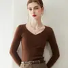 Suéter de cashmere com decote em V para mulheres, 100% cashmere puro, novo outono e inverno 2026, ajuste slim, camada base de malha de cashmere de cabra, suéter interno de tricô