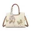 Bolso Bordado de Mariposa Estilo Chino para Mujer Bolso de Mano de Gama Alta para Mujer de Mediana Edad Gran Capacidad Bolso de Hombro Cruzado para Viajero Bolso de Regalo