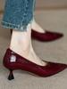 Sapatos de Salto Fino Femininos, Novo Estilo Francês 2026 Corte em V Bico Fino Couro Envernizado Salto Médio Simples para o Dia a Dia Salto Gatinho Sapatos Femininos