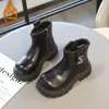 Botas tipo Martin versátiles estilo Chanel para niñas, nueva colección otoño/invierno 2026, botas de cuero de capa única con forro de algodón, botines de moda estilo británico para niños mayores