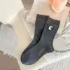 Meias Femininas Estilo Japonês de Lã de Cordeiro Tridimensional Flocadas até o Meio da Panturrilha, Meias Longas de Algodão Fino com Letras Estilo Ins da Moda, Meias de Algodão Puro Resistentes ao Odor