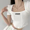 Top Casual Feminino Versátil de Verão na Moda, com Design Único de Espinha de Peixe Estilo Americano, Decote Quadrado, Mostrando a Clavícula, Manga Curta