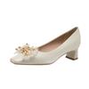 Sapatos de casamento do dedo do pé da Praça Vermelha para mulheres 2024 Novo salto alto de cetim salto alto Xiuhe não cansado pés sapatos de casamento sapatos de noiva de salto baixo