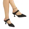 Mules de Salto Alto Bico Fino Estilo Novo Primavera/Verão 2026 para Mulheres, Design Único, Tira Franzida, Mules Pretas com Salto Agulha e Costas Abertas