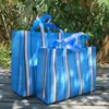 Bolsa de Mano Tridimensional Laminada No Tejida Impresa a Color Bolsa de Regalo para Ropa Bolsa de Compras Bolsa No Tejida Impresa Publicitaria Ecológica