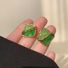Primavera e Verão Estilo Francês Luxo Leve High-end Verde Gradiente Clipe de Orelha Diamante Quebrado Design de Nicho Quadrado Brincos de Luxo Leve Brincos